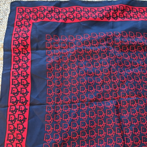 Authentic Dior silk scarf - Picture 3 of 6